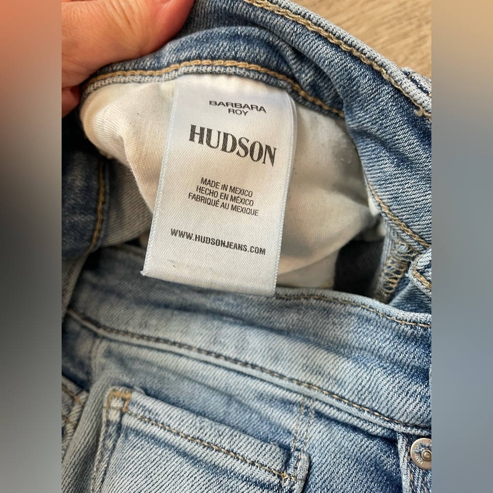 Hudson Jeans High Rise Cropped Kick Flare in Light Blue with Knee Distress - Picture 9 of 11